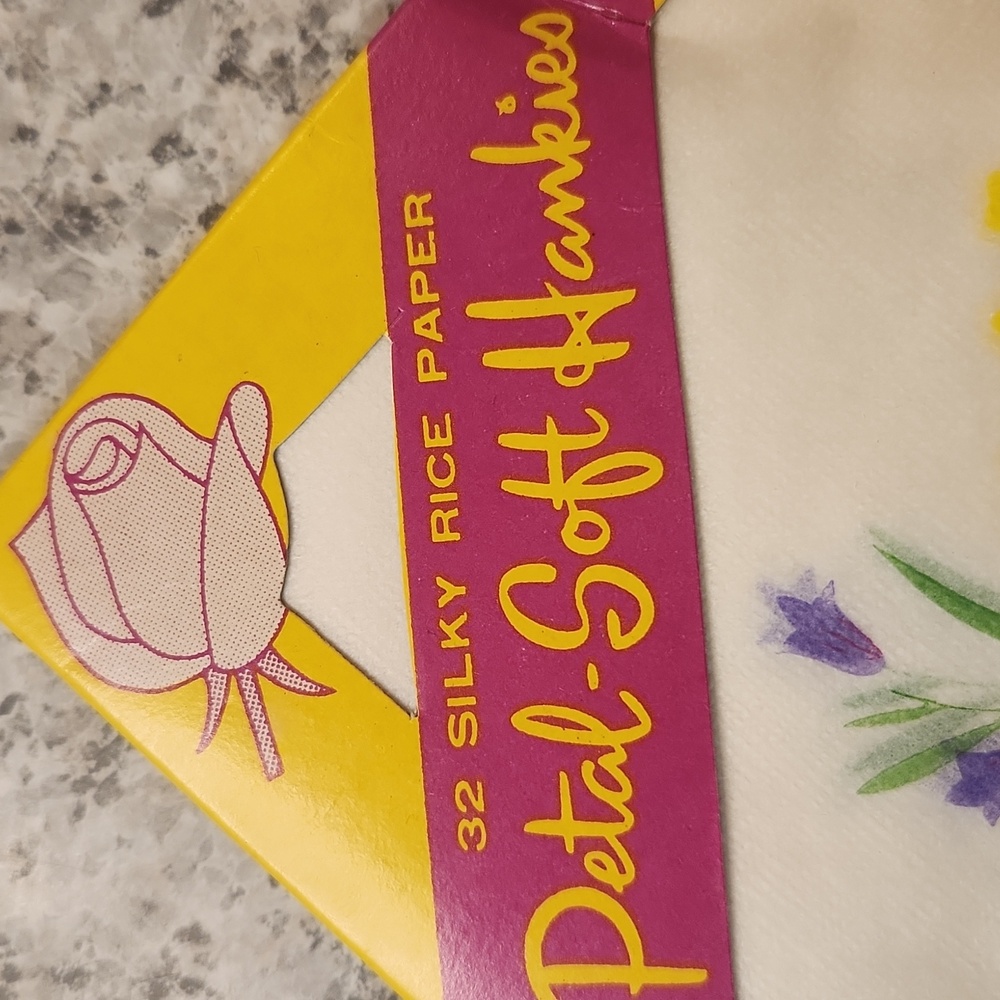 Vintage Petal-Soft Hankies Silky Rice Paper Floral Japan - Picture 5 of 11